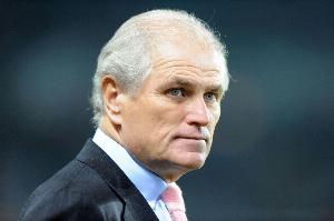 卡尔德隆：不希望皇马变为有限公司，若伯纳乌翻新超预算应解释